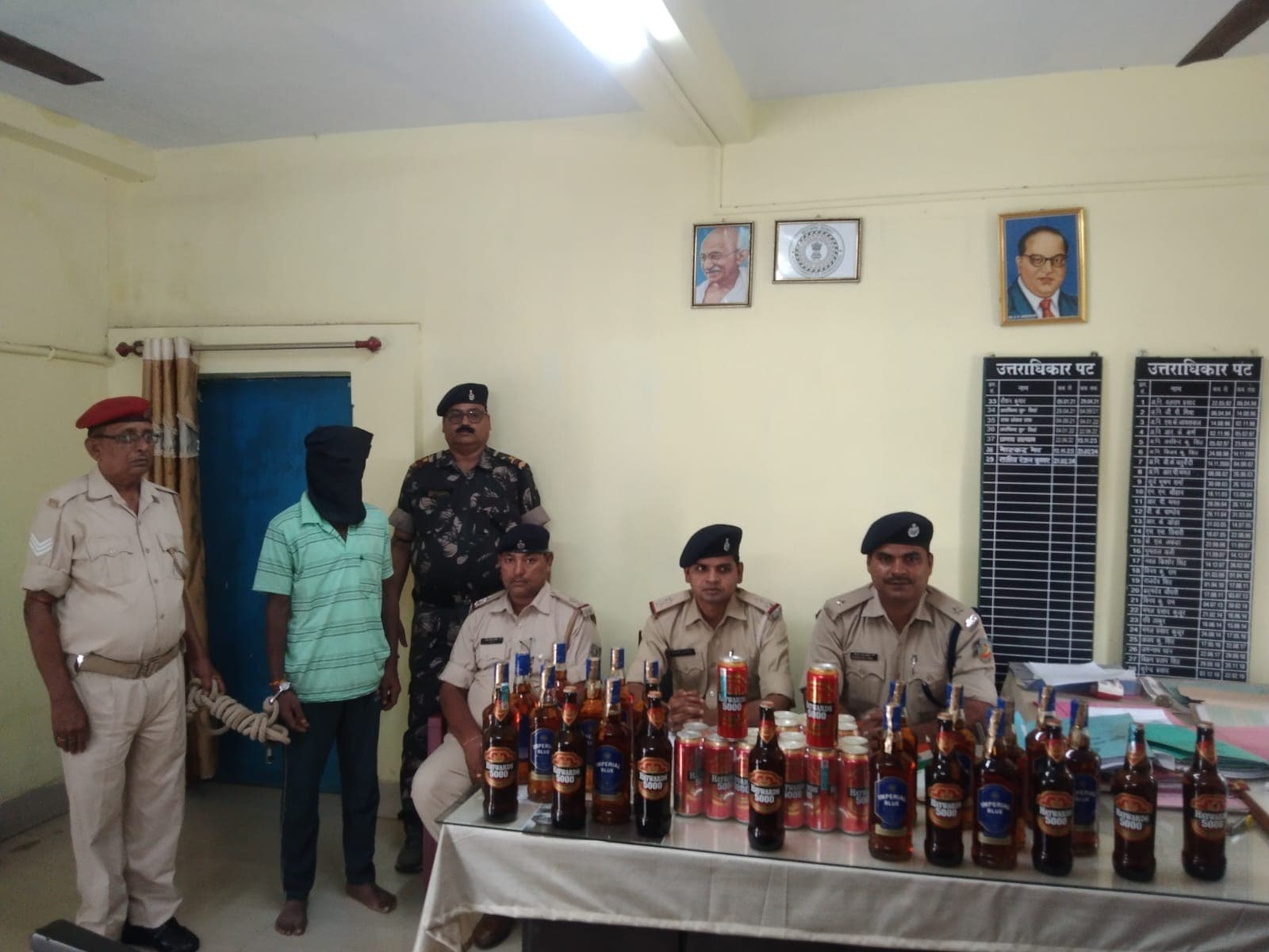 15 हजार रुपये के विदेशी शराब के साथ बिहार व्यक्ति गिरफ्तार