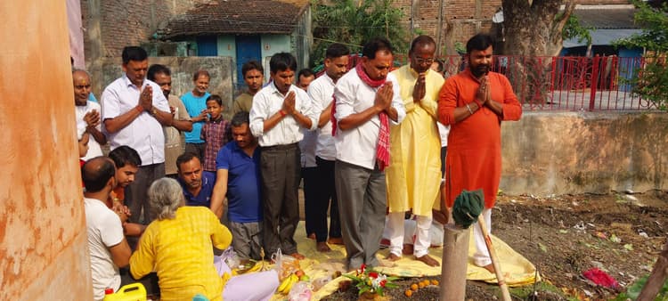 बभनगामा में दुर्गा मंदिर निर्माण के लिए हुआ भूमि पूजन