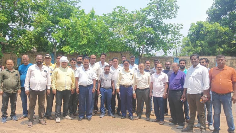 रंगदारी के खिलाफ 15 से कोयला उठाव बंद करेगा कोल ट्रेडर्स एसोसिएशन