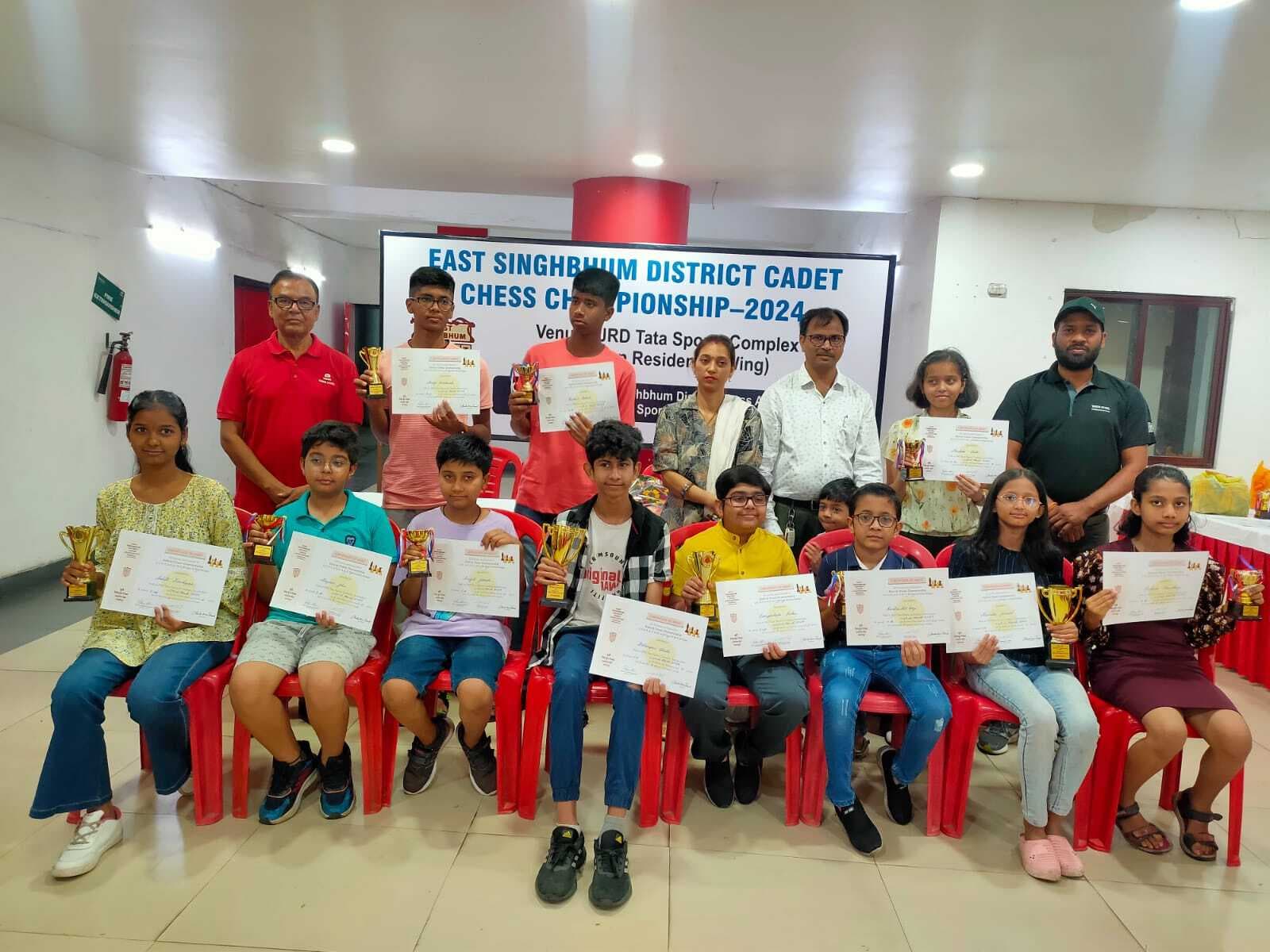 शतरंज : अंडर-15 आयु वर्ग के खिलाड़ी हुए पुरस्कृत