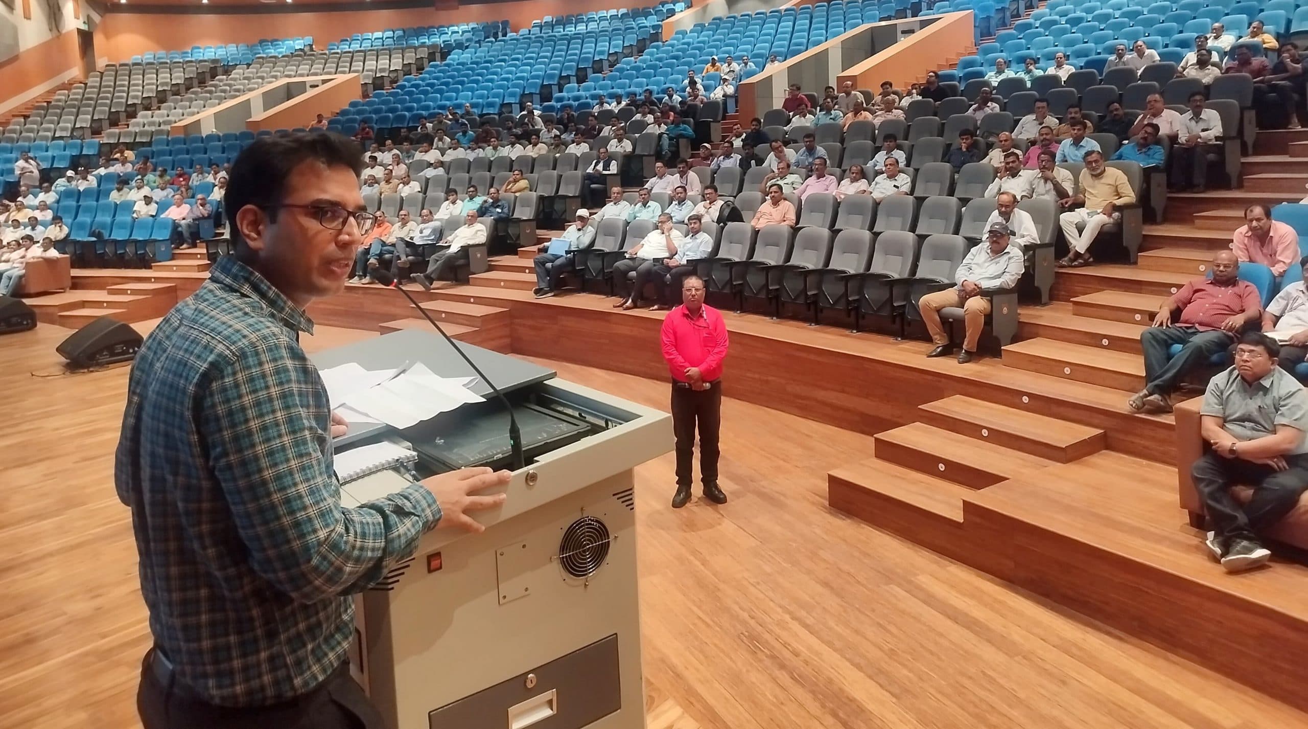 दिव्यांग व 85 वर्ष से अधिक आयु वाले का 17 मई को बैलेट से होगी वोटिंग