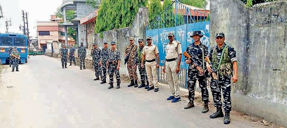 शांतिपूर्ण मतदान के लिए केंद्रीय बल ने लगाया गश्त