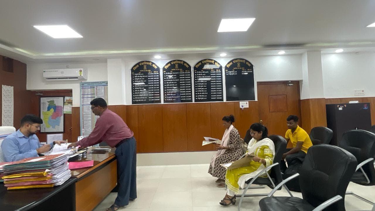 डीएम ने बाल श्रमिकों के उन्मूलन के लिए छापेमारी का दिया निर्देश