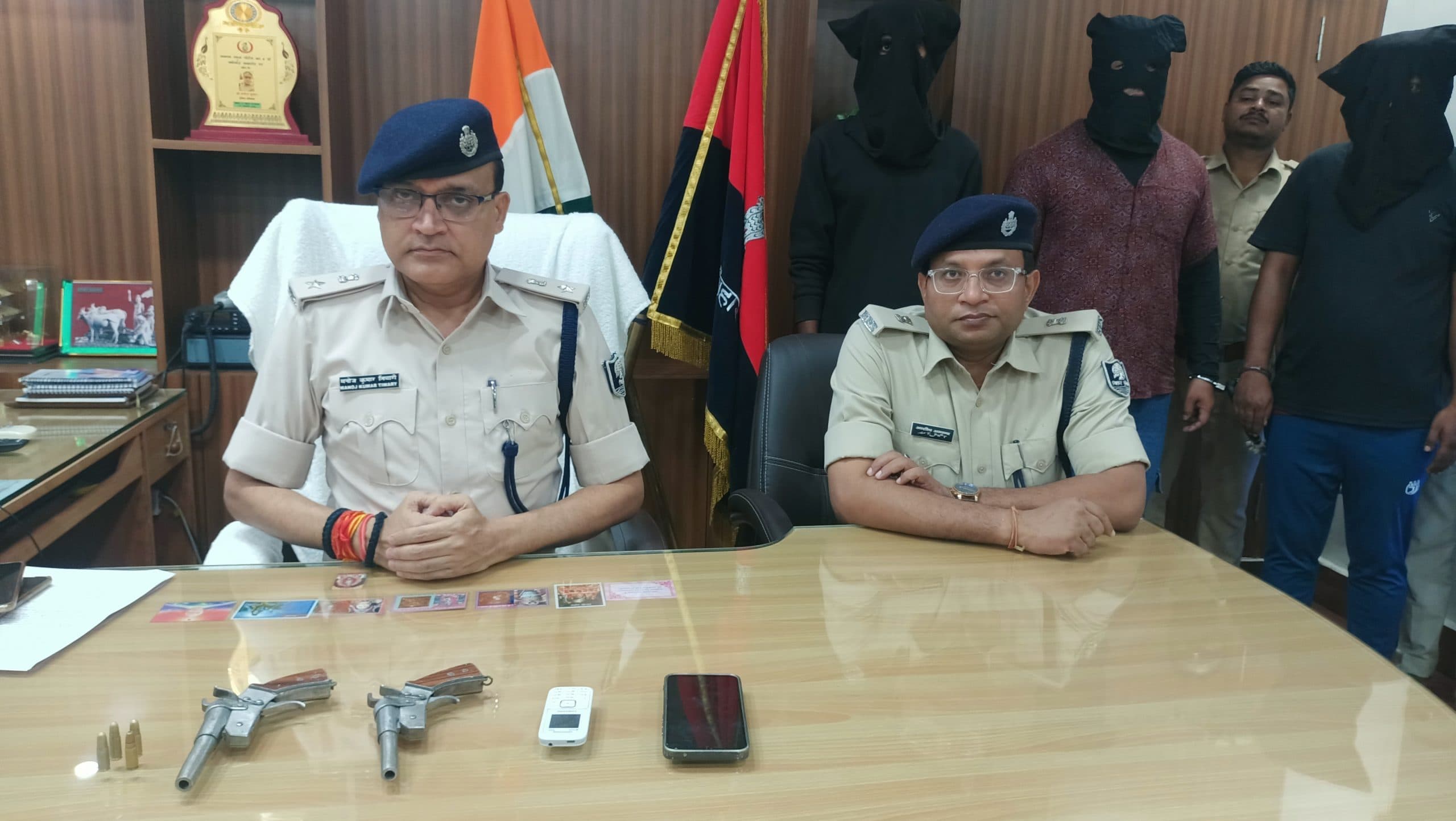 नेपाली व्यवसायी मुक्त, तीन बदमाश गिरफ्तार