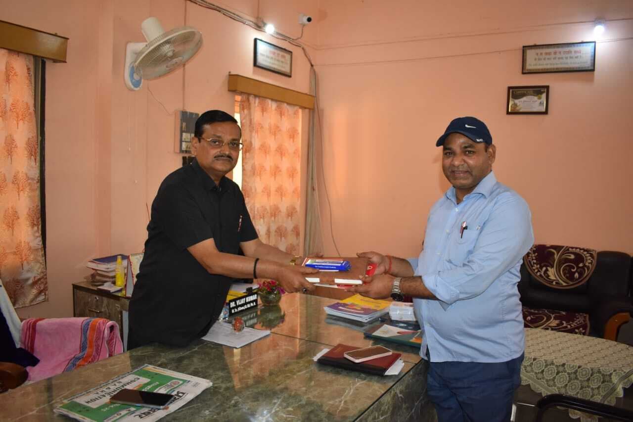 डीएसइ ने डीएवी स्कूल का किया निरीक्षण, सुविधा से हुए संतुष्ट