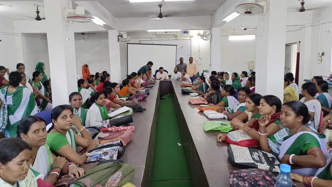 मतदाता व कर्मियों को बूथों पर मिले बेहतर स्वास्थ्य व्यवस्था, उपाधीक्षक ने चिकित्सकों व कर्मियों के साथ की मंत्रणा