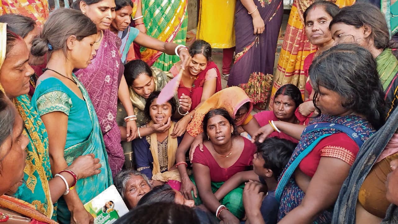 बारह दिन बाद इजराइल से महुआ पहुंचा मृतक का शव