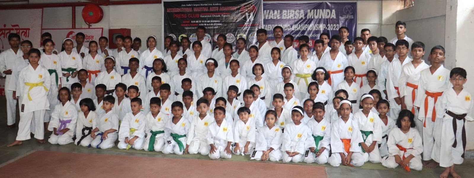 इमा कराटे ग्रेडिंग में 86 कराटे खिलाड़ी सफल