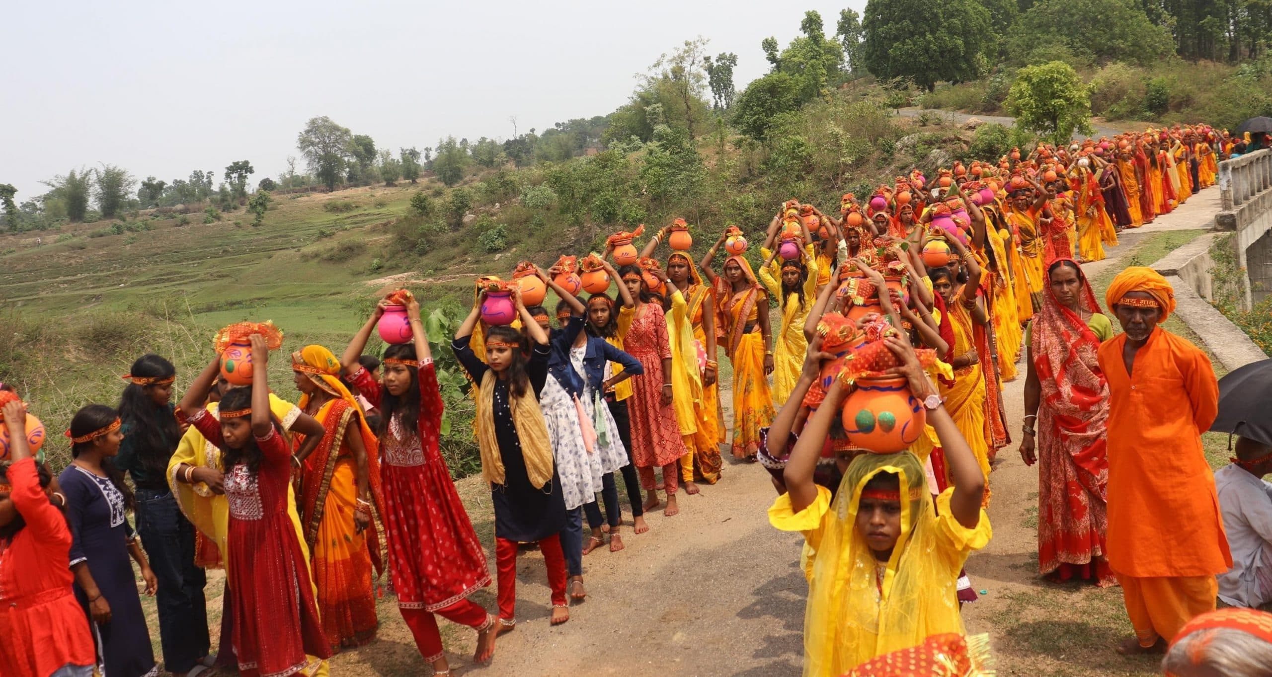 ऊपरघाट कोठी गांव में तीन दिवसीय यज्ञ शुरू