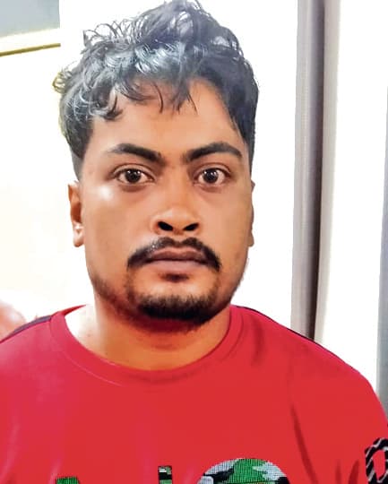 दो शातिर अपराधी गुगुन व विक्रम सिंह जिलाबदर