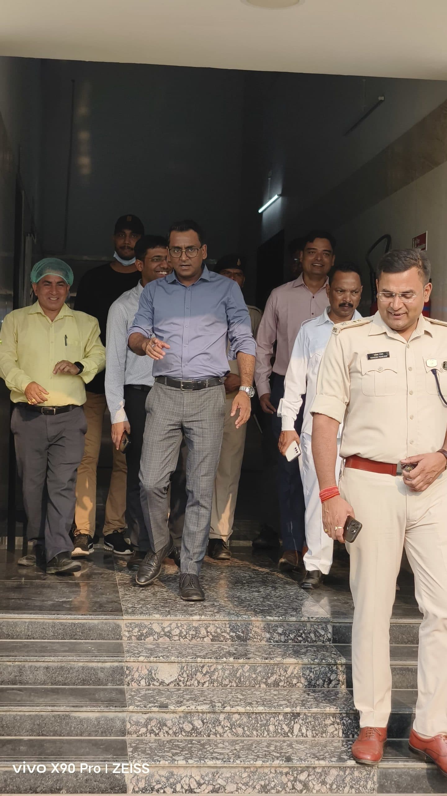 वोटर निर्भीक होकर मताधिकार का प्रयोग करें यह प्रशासन की प्राथमिकता : डीसी