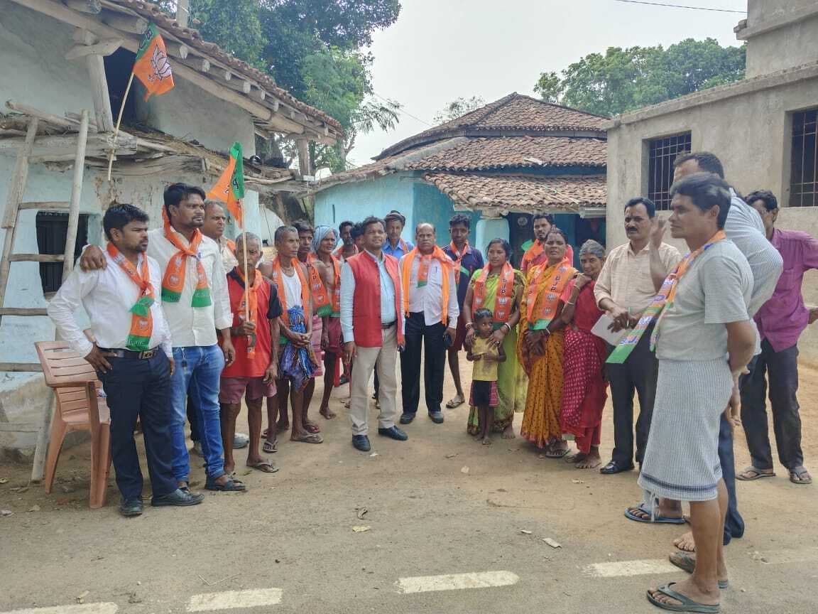 अनगड़ा में भाजपा का चला जनसंपर्क अभियान