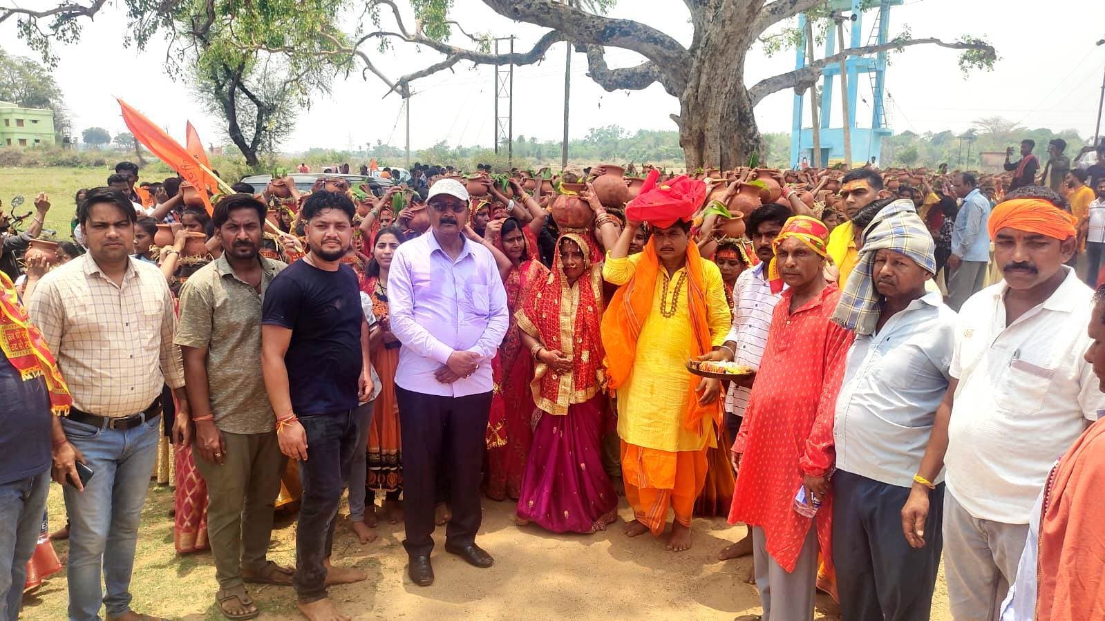 कलश यात्रा के साथ रामचरितमानस नवाह परायण यज्ञ का हुआ शुभारंभ