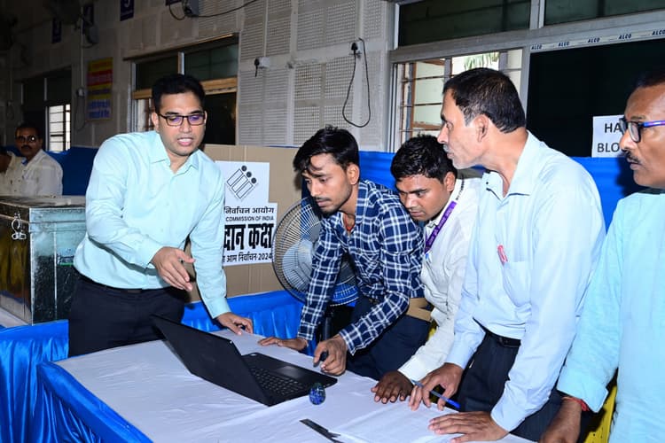 प्रशिक्षण में चूक बर्दाश्त नहीं : डीएम