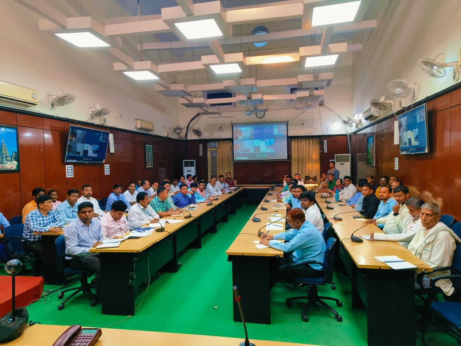 निर्धारित मात्रा से अनाज नहीं देनेवाले डीलर नपेंगे