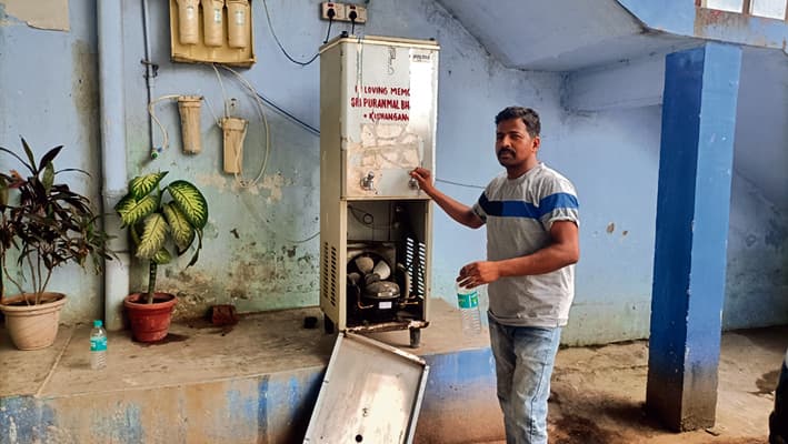 सदर अस्पताल में वाटर फिल्टर खराब