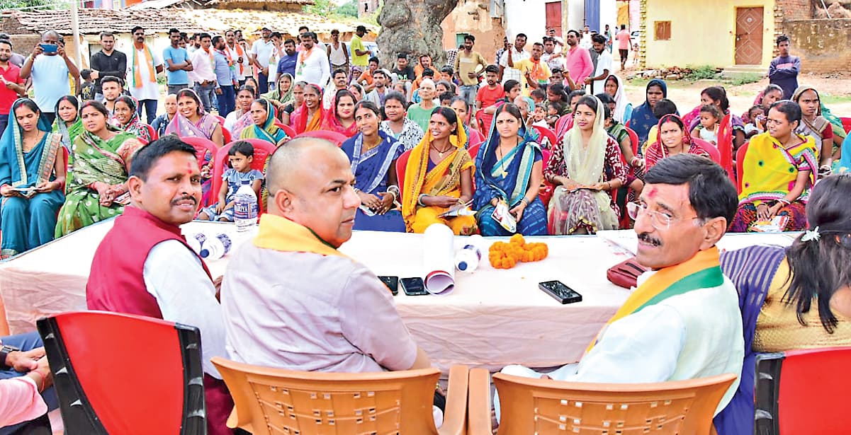 भाजपा प्रत्याशी संजय सेठ के साथ एक दिन