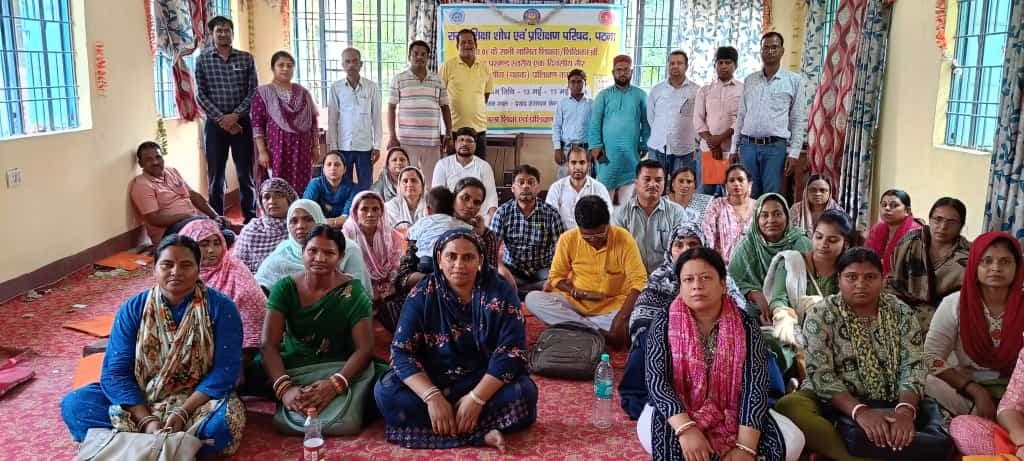 चहक प्रशिक्षण कार्यक्रम का समापन, पौधरोपण