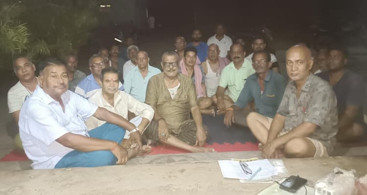 अप्रोच की जद में आने वाले प्रभावित लोगों ने की बैठक