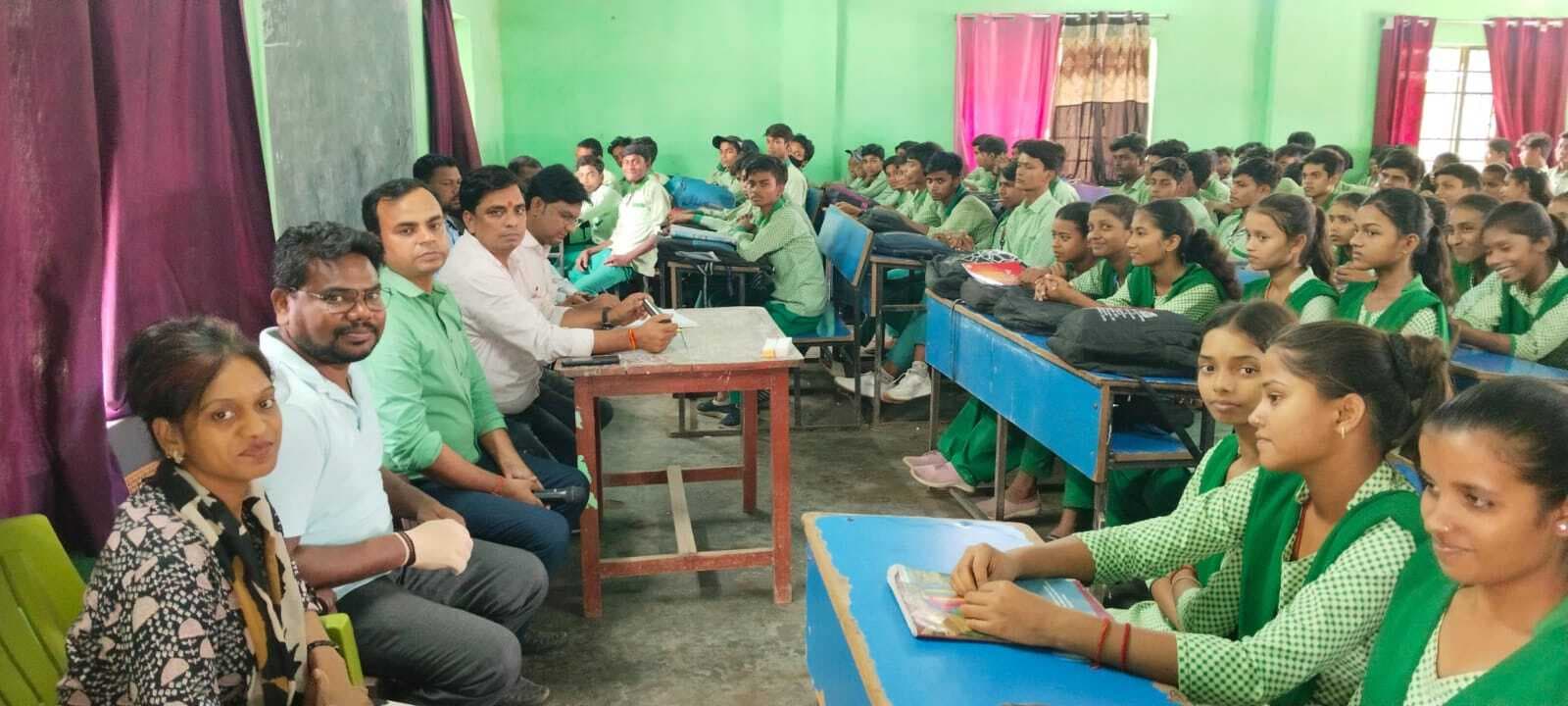 उउवि मिर्जाचौकी में बाल संसद का हुआ गठन, पीएम बने बादल कुमार