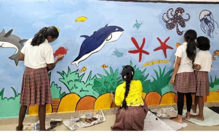 युवा की तीन छात्राओं को मिली छात्रवृति, बेंगलुरू और पुणे में करेंगी पढ़ाई