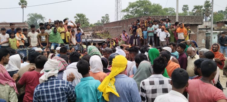 सड़क दुर्घटना में युवक की मौत, लोगों ने तीन घंटे जाम रखी सड़क