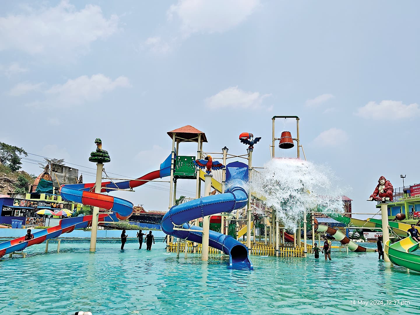 गर्मी में मस्ती का ठिकाना बना वाइल्ड वादी वाटरपार्क