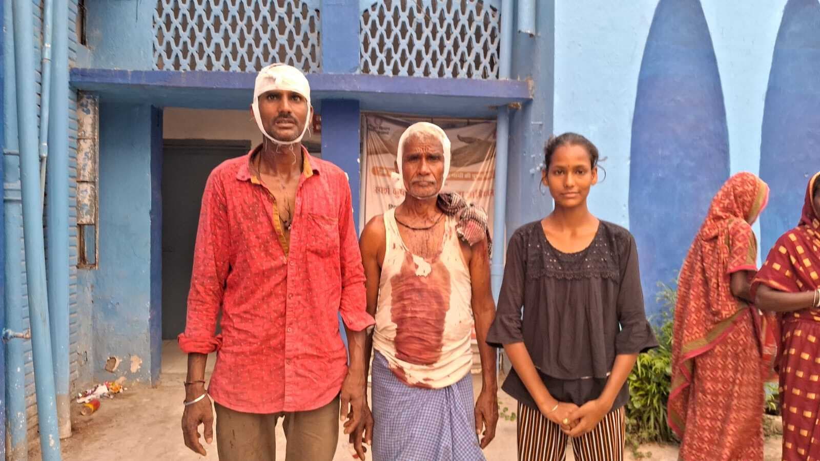 जमीन विवाद में पिता व पुत्र को पीट कर किया जख्मी