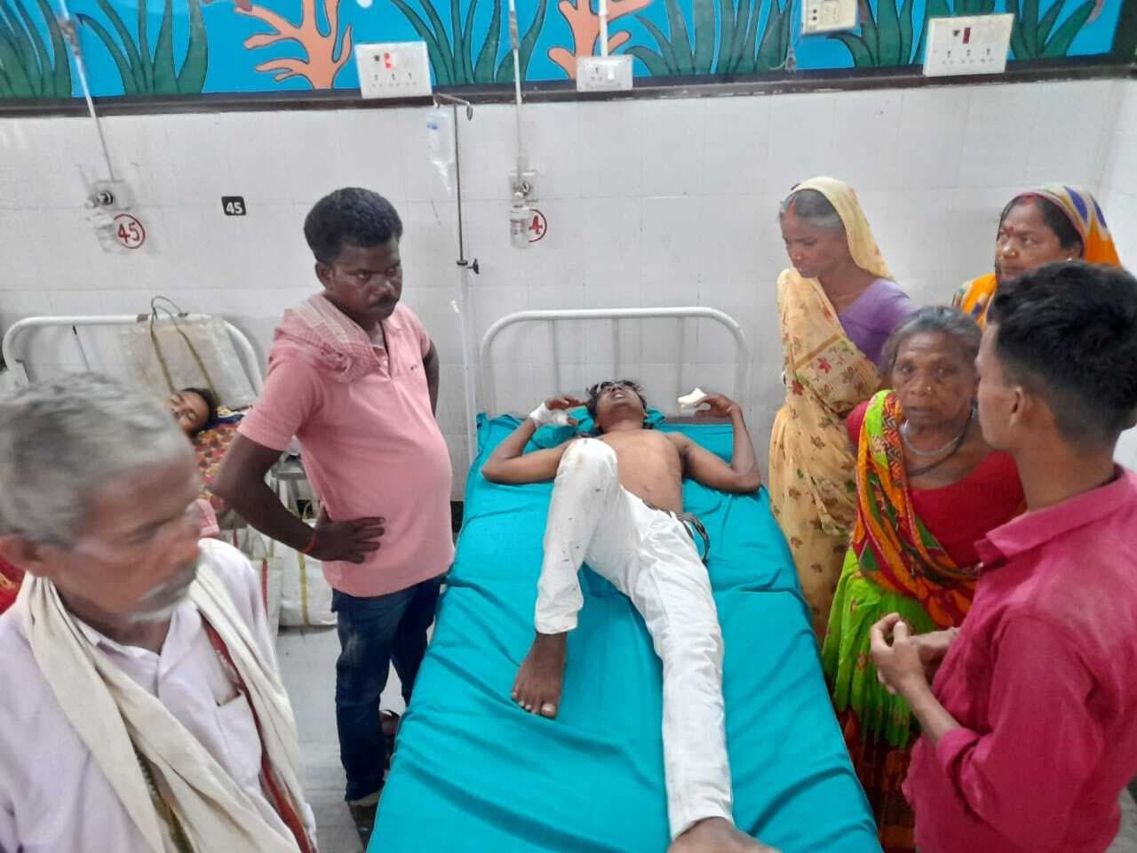 डीजे वाहन के धक्के से मधुपुर के बाइक सवार अधेड़ की मौत, देवघर के पालोजोरी थाना क्षेत्र के कैराबनी मोड़ के पास की घटना