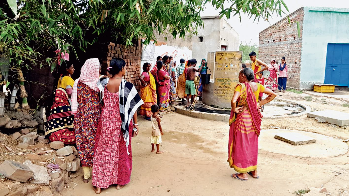 जामशोल के एक कुएं में मोबिल डालने से बवाल