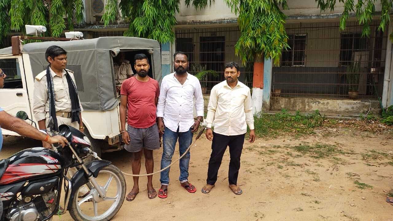 नीलकंठ हत्याकांड में पुलिस ने तीन भेजा जेल, हत्या में प्रयुक्त देसी कट्टा बरामद, जमीन विवाद में हुई थी नीलकंठ की हत्या, नित्यानंद ने दी थी 75 हजार रुपये में सुपारी