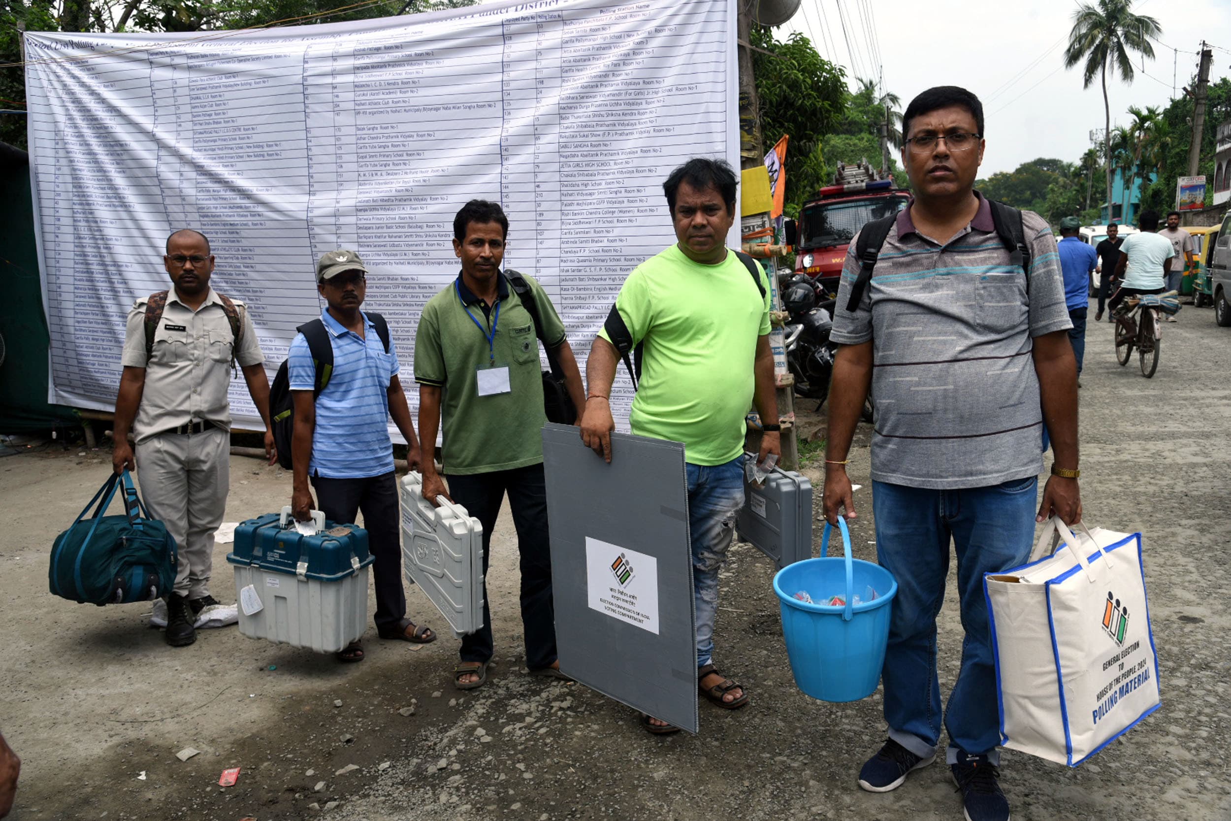 हावड़ा, बैरकपुर समेत राज्य की सात लोकसभा सीटों पर मतदान आज