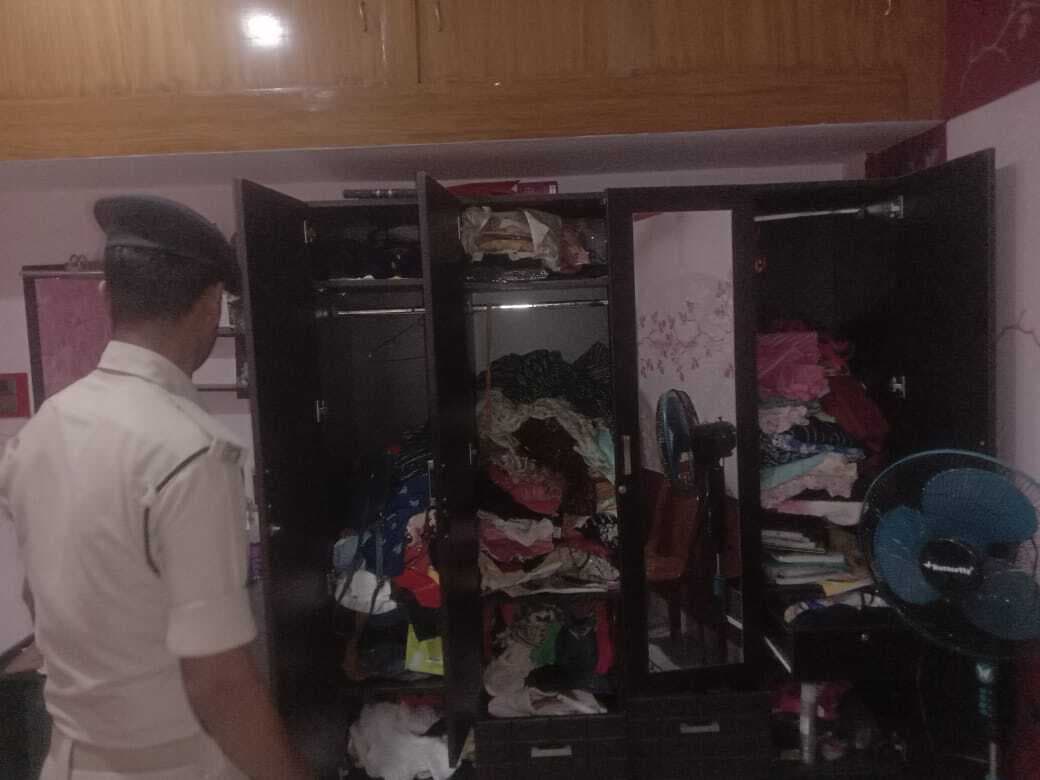 अस्पताल उपाधीक्षक के सूने मकान को बनाया निशाना, लाखों की चोरी का अनुमान