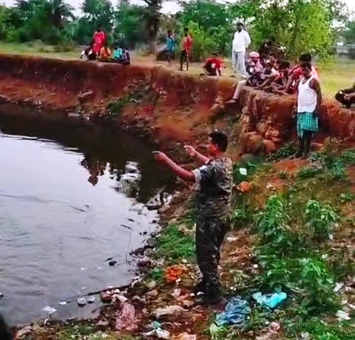 बलियाडंगाल के समीप तालाब में डूबने से अधेड़ की मौत