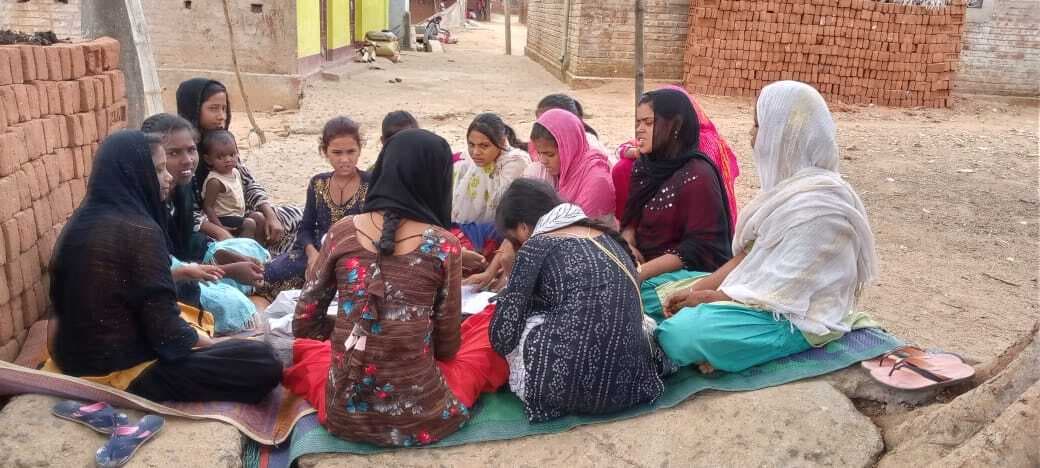 बाल विवाह की रोकथाम को लेकर लड़कियों को किया जागरूक