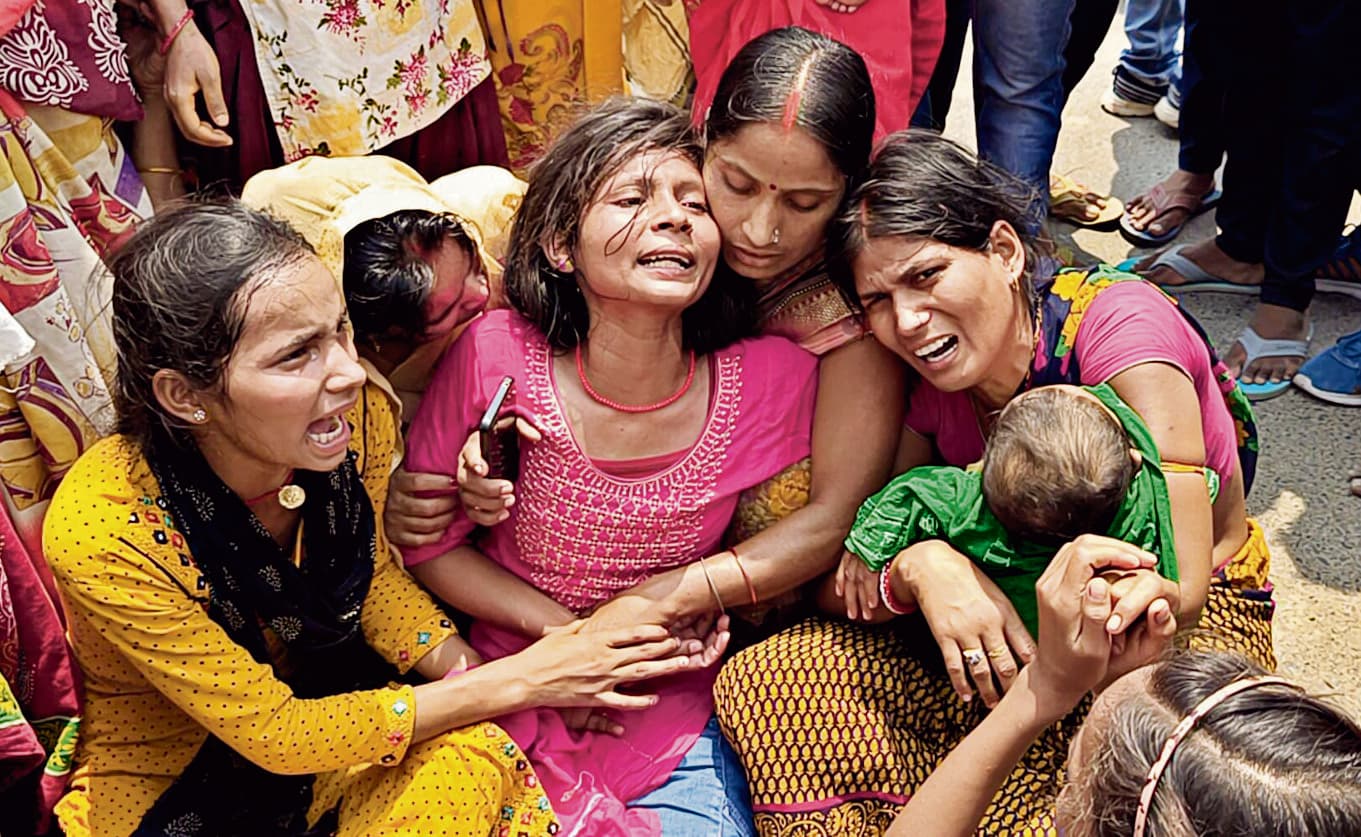 घायल बच्चे को नहीं मिला इलाज, मौत पर हंगामा