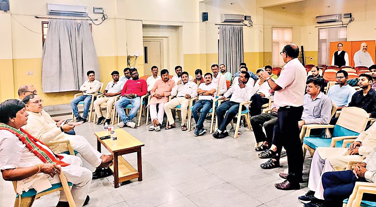 देश की मजबूती के लिए आगे आयें बुद्धिजीवी : भाजपा