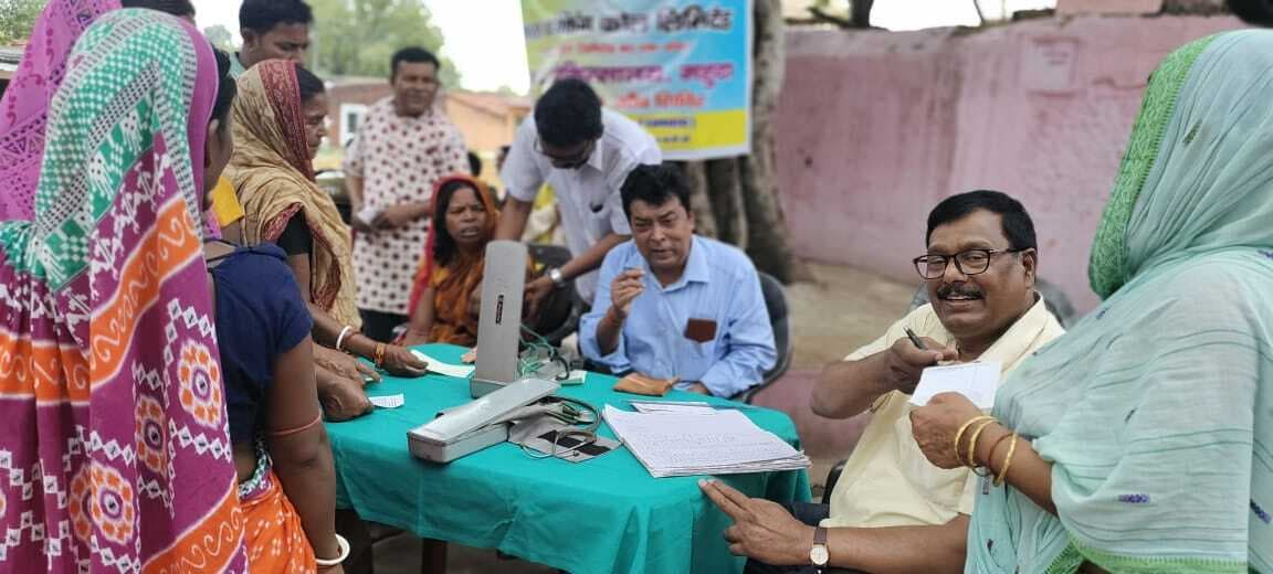 सिंगड़ा बस्ती में 110 लोगों की हुई स्वास्थ्य जांच