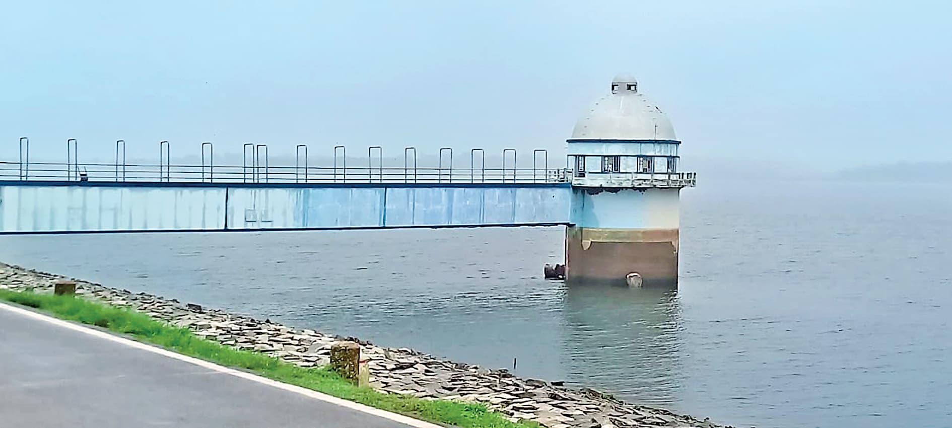 राजधानी की प्यास बुझानेवाले तीनों डैमों का जलस्तर घटा