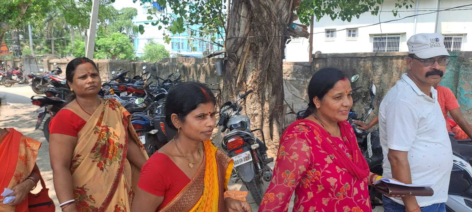 अमरनाथ यात्रा के मेडिकल रजिस्ट्रेशन को लेकर भटकती रही 6 महिलाएं