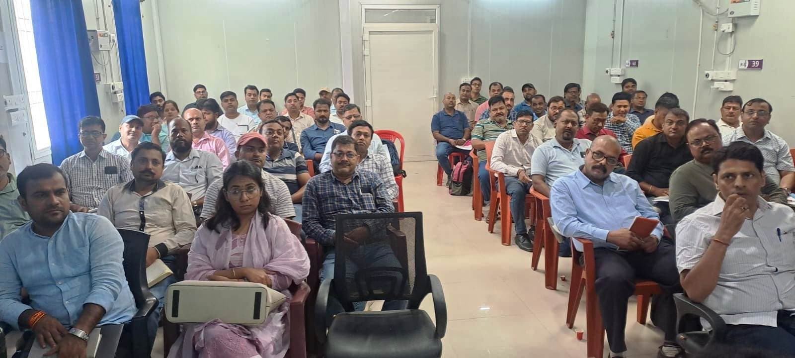 10. यूविन पोर्टल सेशन साइट के समुचित क्रियान्वयन न होने पर भड़के सिविल सर्जन