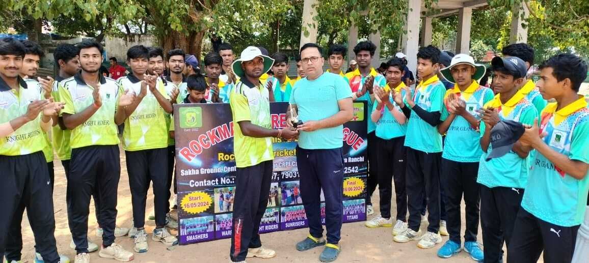 रॉकमैंस प्रीमियर लीग: नाइट राइडर्स और चैलेंजर्स जीते