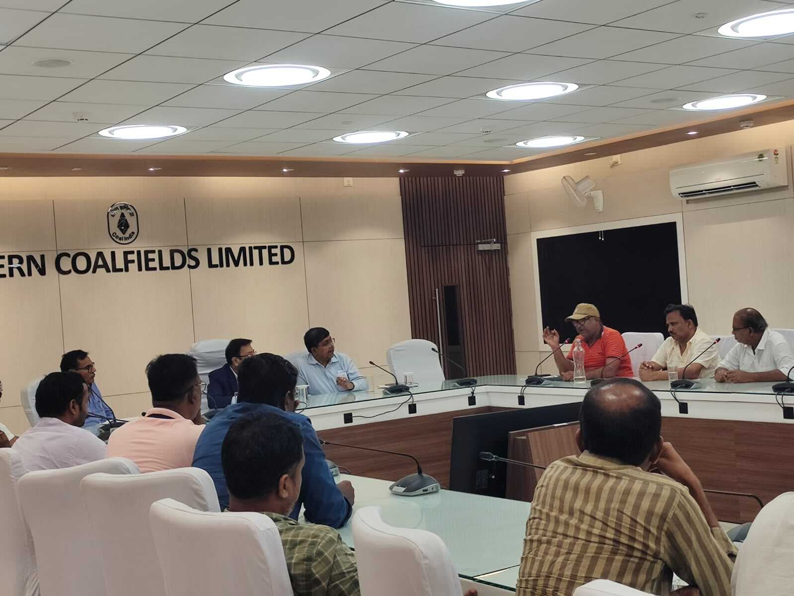 इसीएल सीएमडी से वार्ता के बाद डीओ धारकों का आंदोलन समाप्त