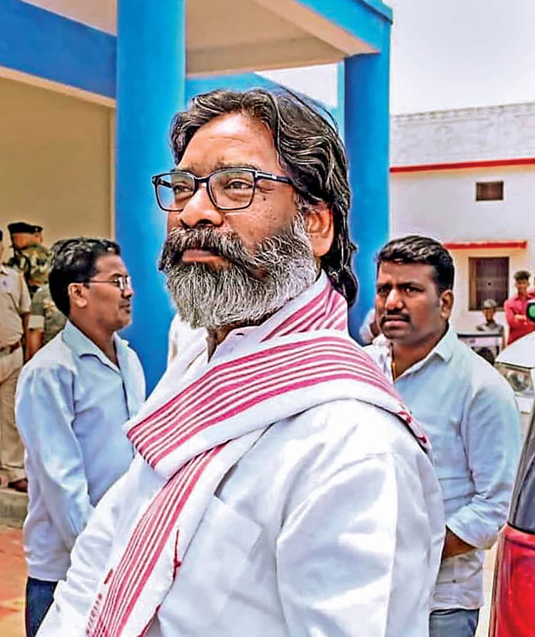 हेमंत सोरेन की गिरफ्तारी वैध या अवैध इस पर सुप्रीम कोर्ट में आज होगी सुनवाई