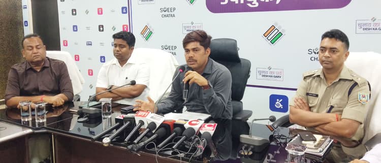 चतरा संसदीय क्षेत्र में 63.69 प्रतिशत हुआ मतदान, बैलेट पेपर की गिनती बाकी