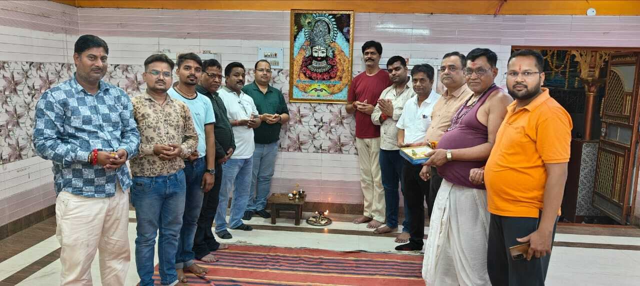 श्याम बाबा तेरे पास आये हैं चरणों में अरदास लाये हैं..