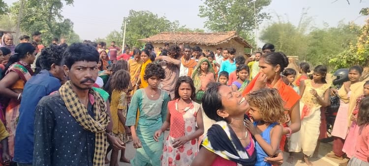 पुलिया से मजदूर का शव मिला, हत्या की आशंका