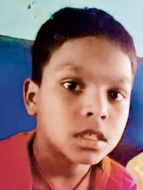 पांच दिनों से गायब बच्चा का सड़े गले अवस्था में मिला शव, परिजनों में काेहराम