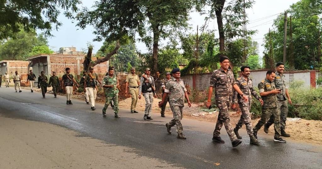 Chhapra firing : सारण में दो दिन और बंद रहेगा इंटरनेट, अब तक 150 लोगों पर मुकदमा