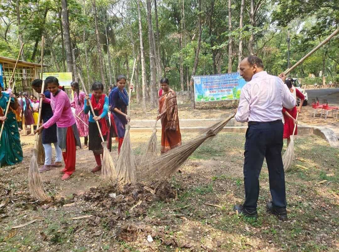 बांकुड़ा : डीवीसी के मेजिया थर्मल पावर प्रोजेक्ट में चला स्वच्छता अभियान